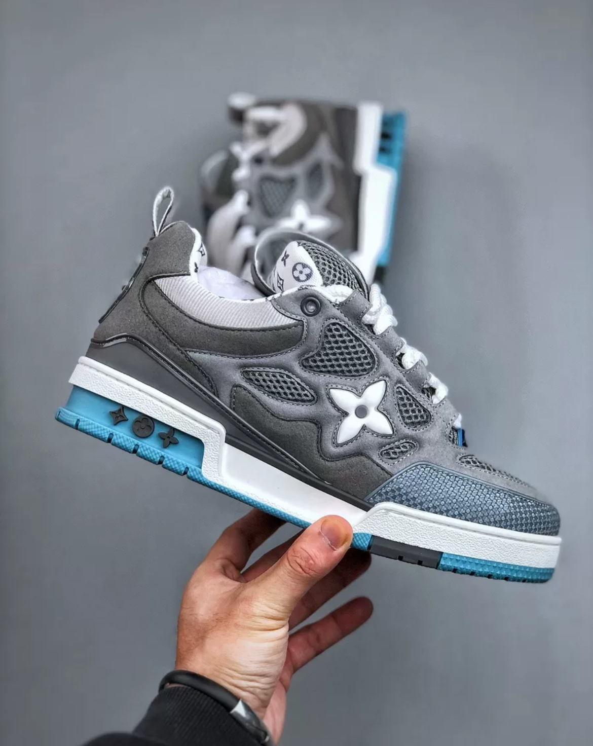 LV Trainer 2025 Grey & Blue