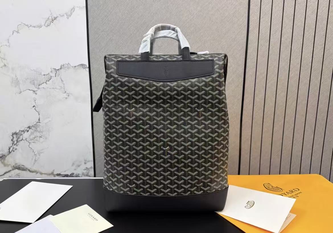 1:1 Best Quality Goyard Cisalpin Goyardine Canvas & Calfskin Backpack inside white