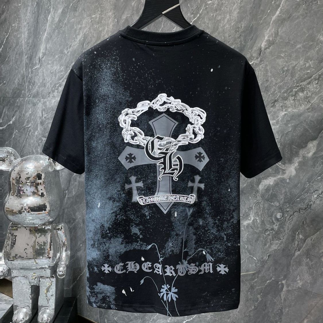 shanew Crowe star Sanskrit cross T