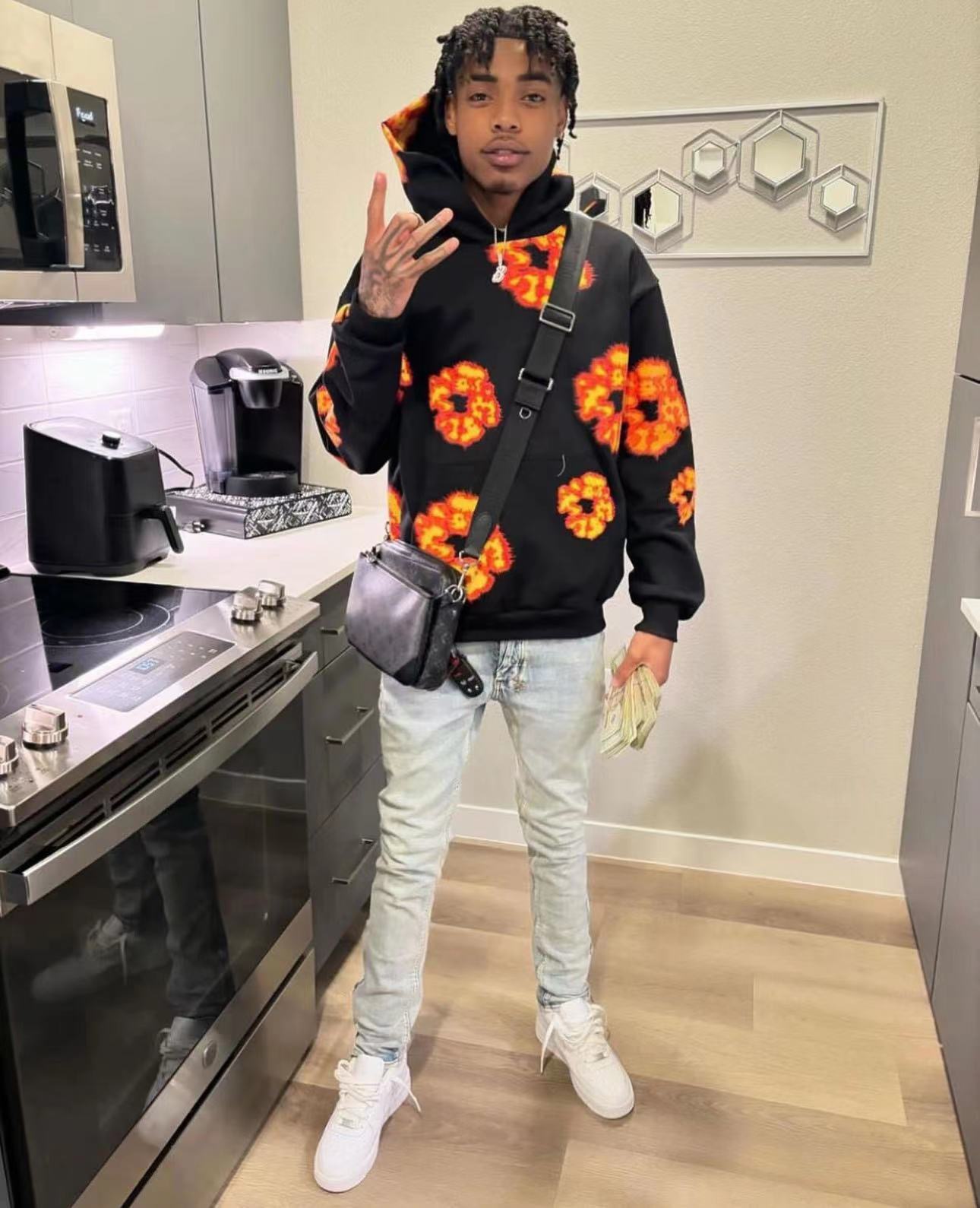 1:1 Best Quality Flame Logo Hoodie Black