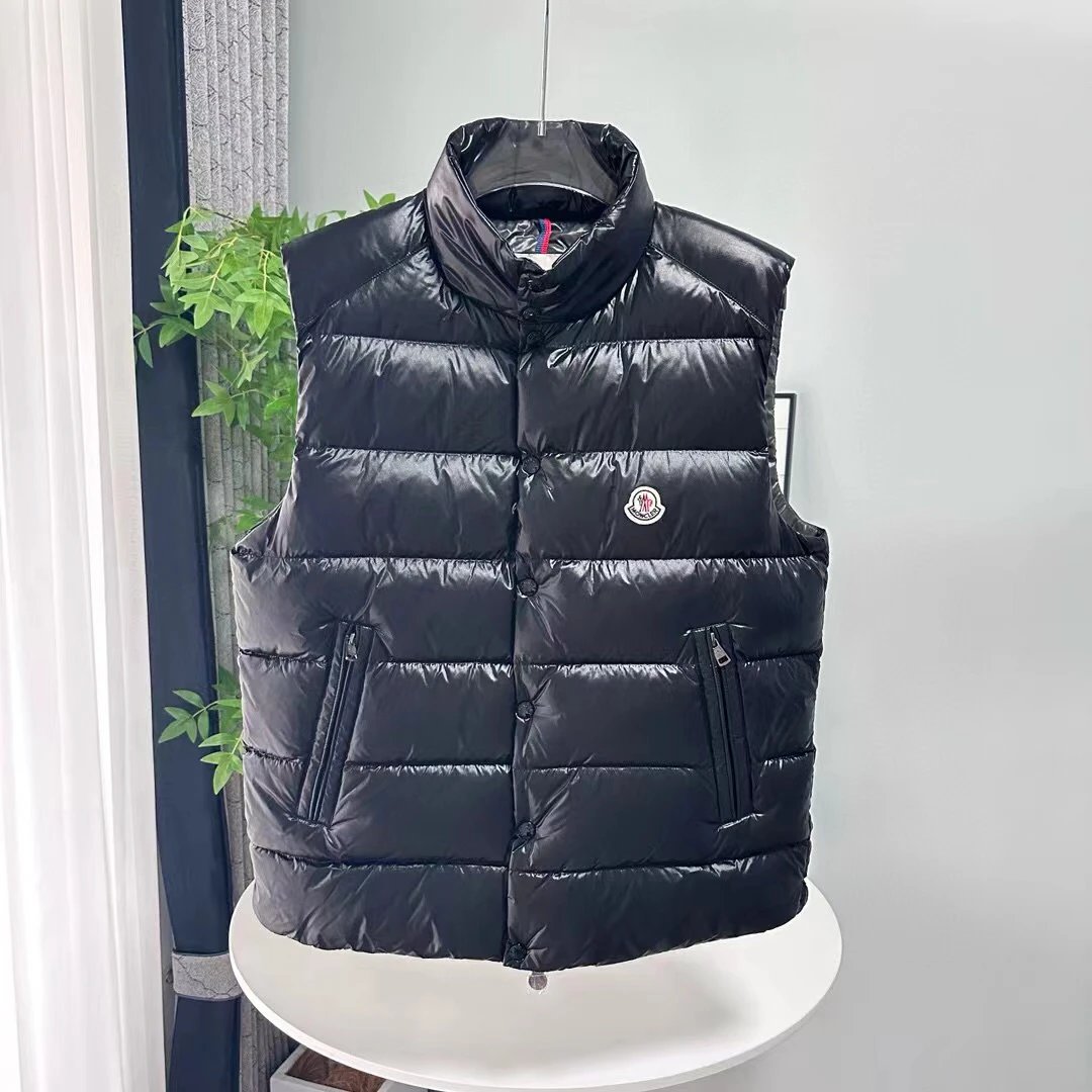 1:1 Best Quality 19FW Down Vest Black Color with NFC