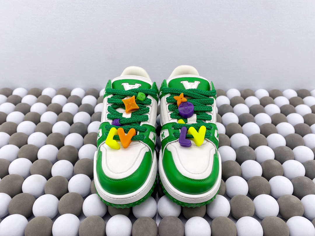 2024 LV Trainer Maxi Low Green X White Color