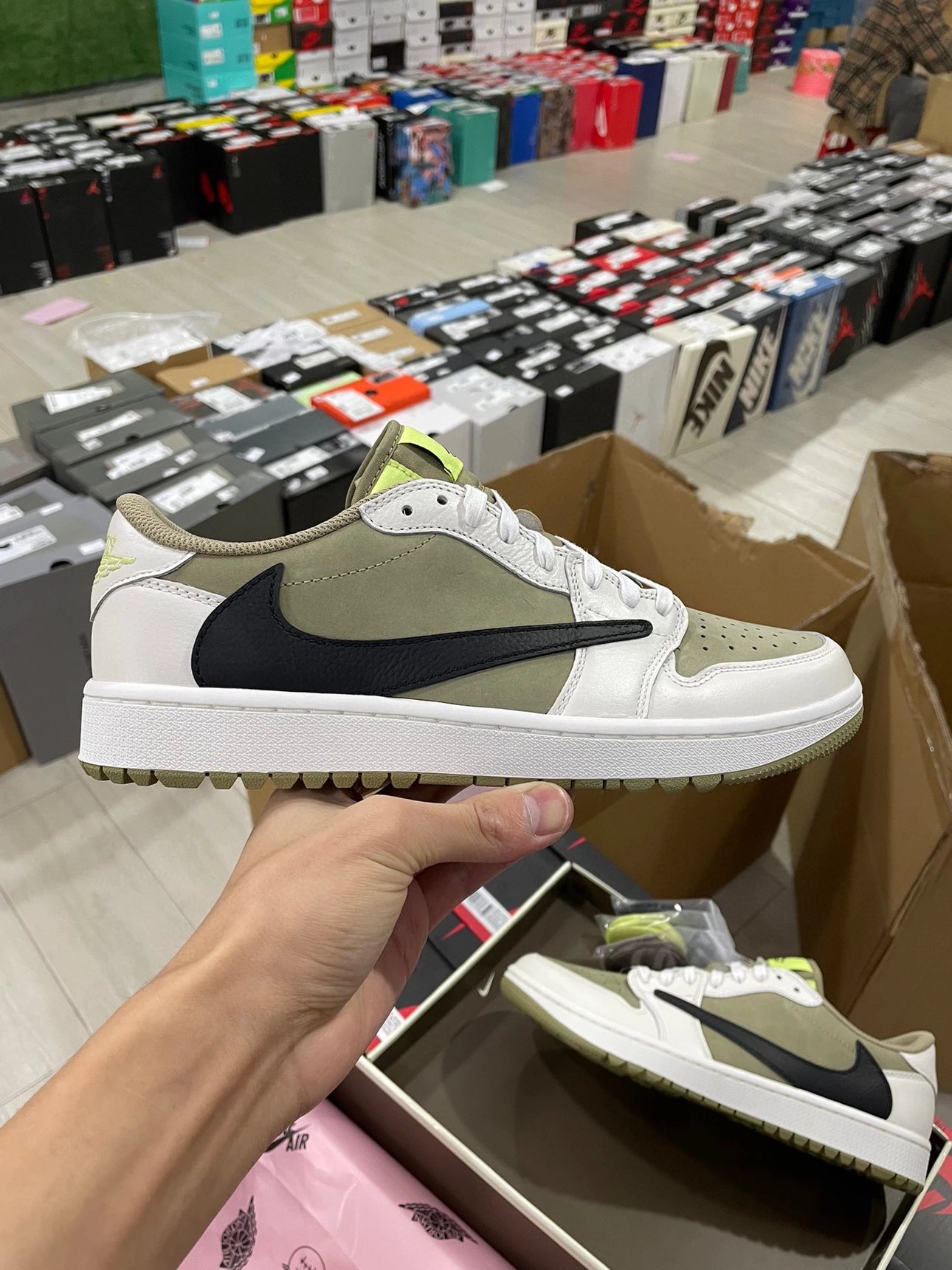 Travis Scott Air Jordan 1 Low Golf Neutral Olive