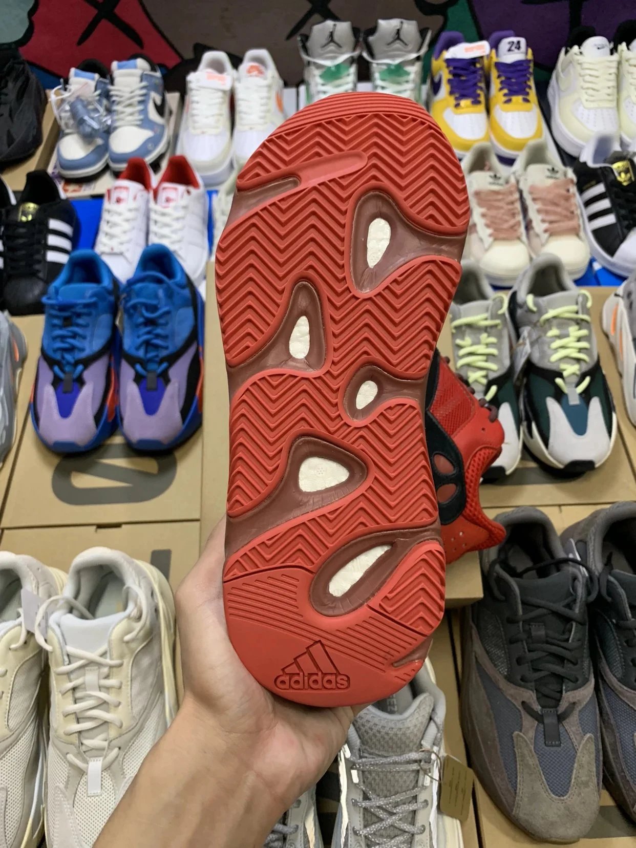 Yeezy 700 Shoes Red