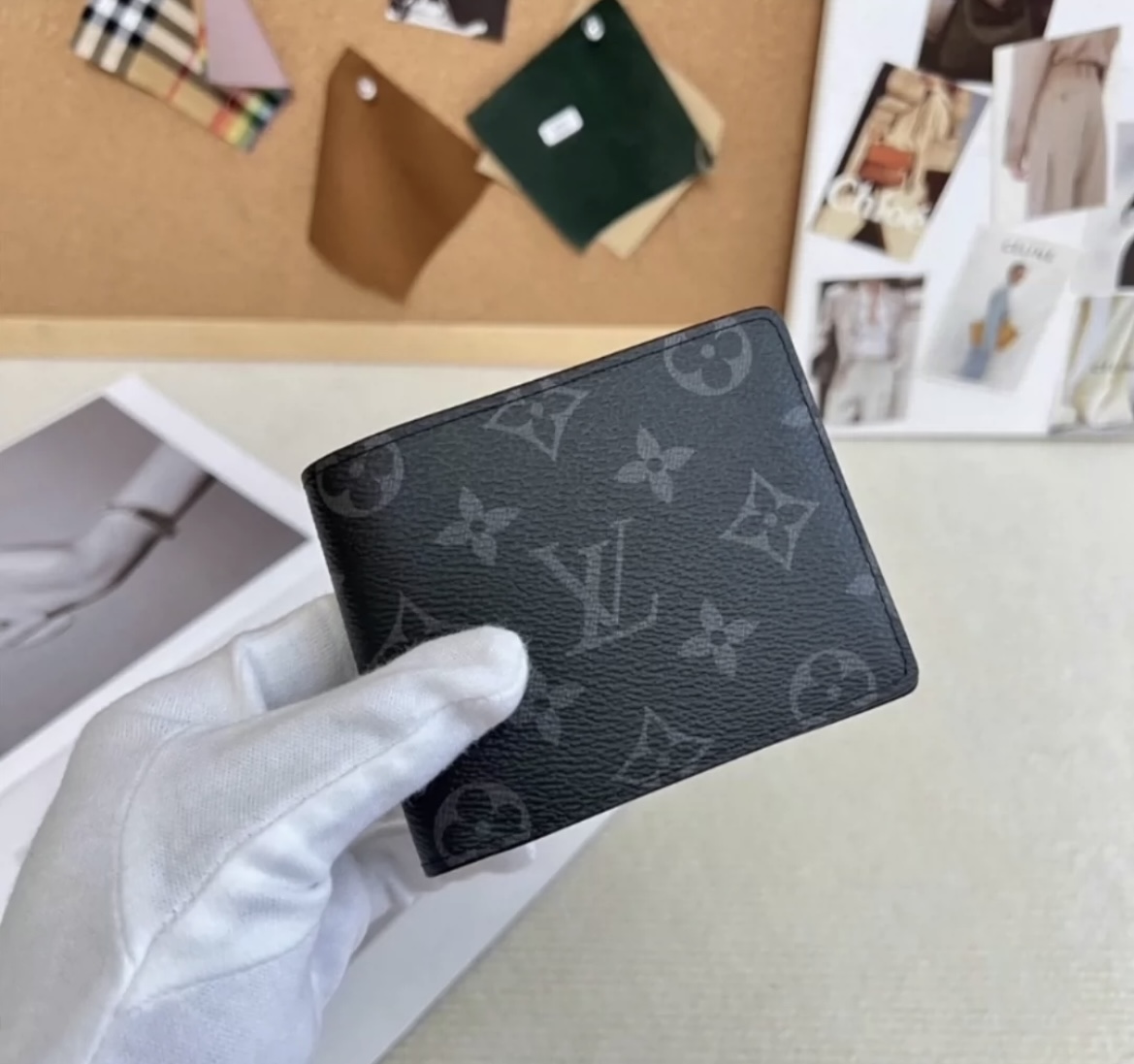 LV Classic Wallet Black