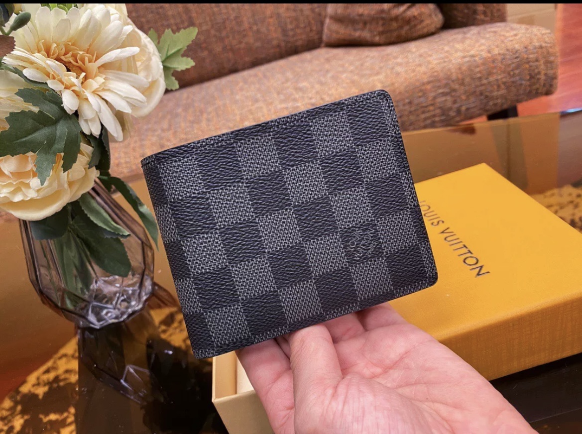 LV Classic Checker Wallet Black