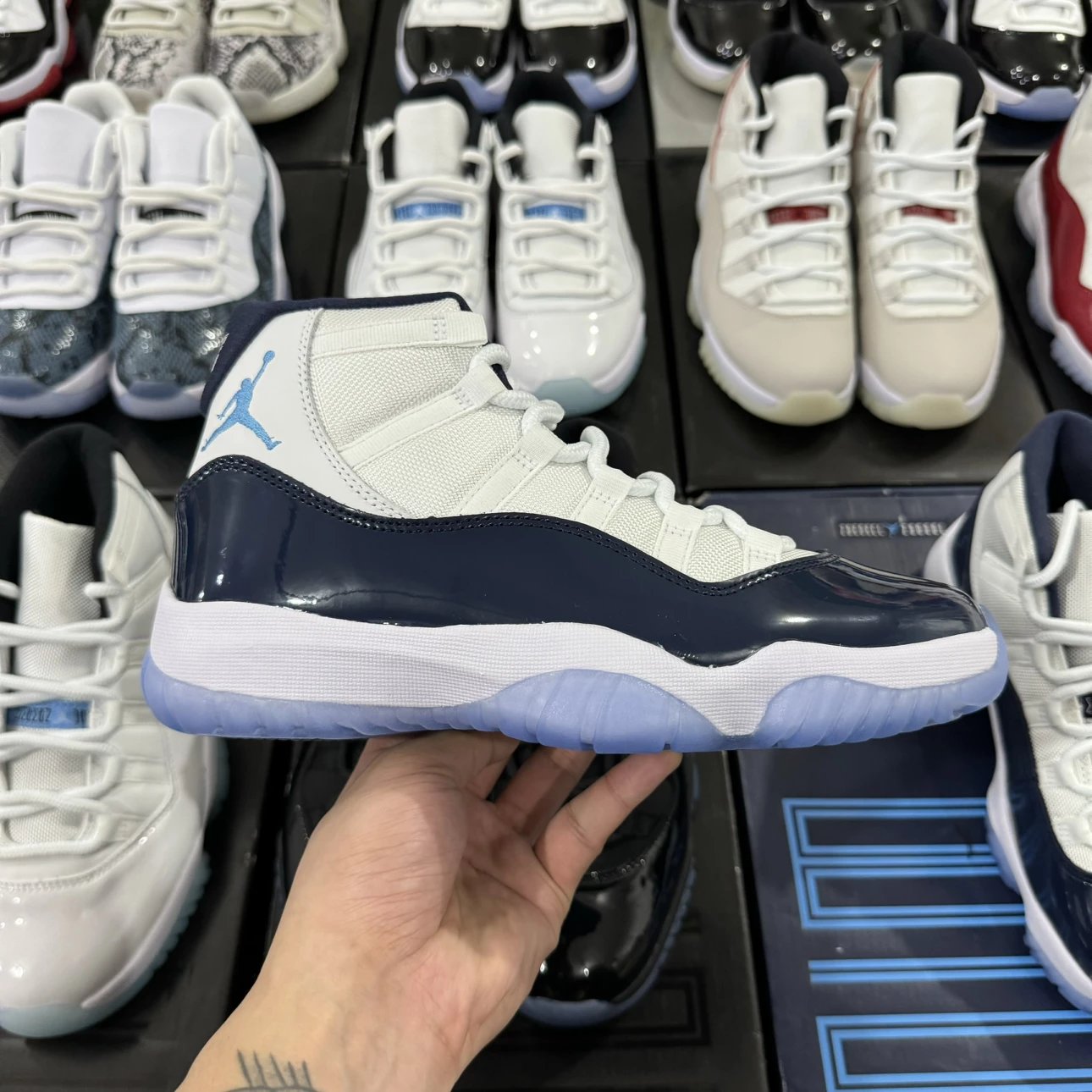 Air Jordan 11 Retro High Navy white with Blue Logo