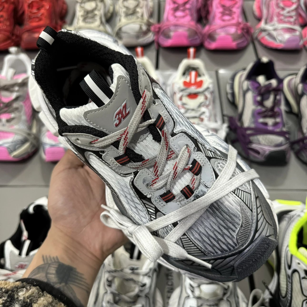balenciaga gery and write G3xl shoes