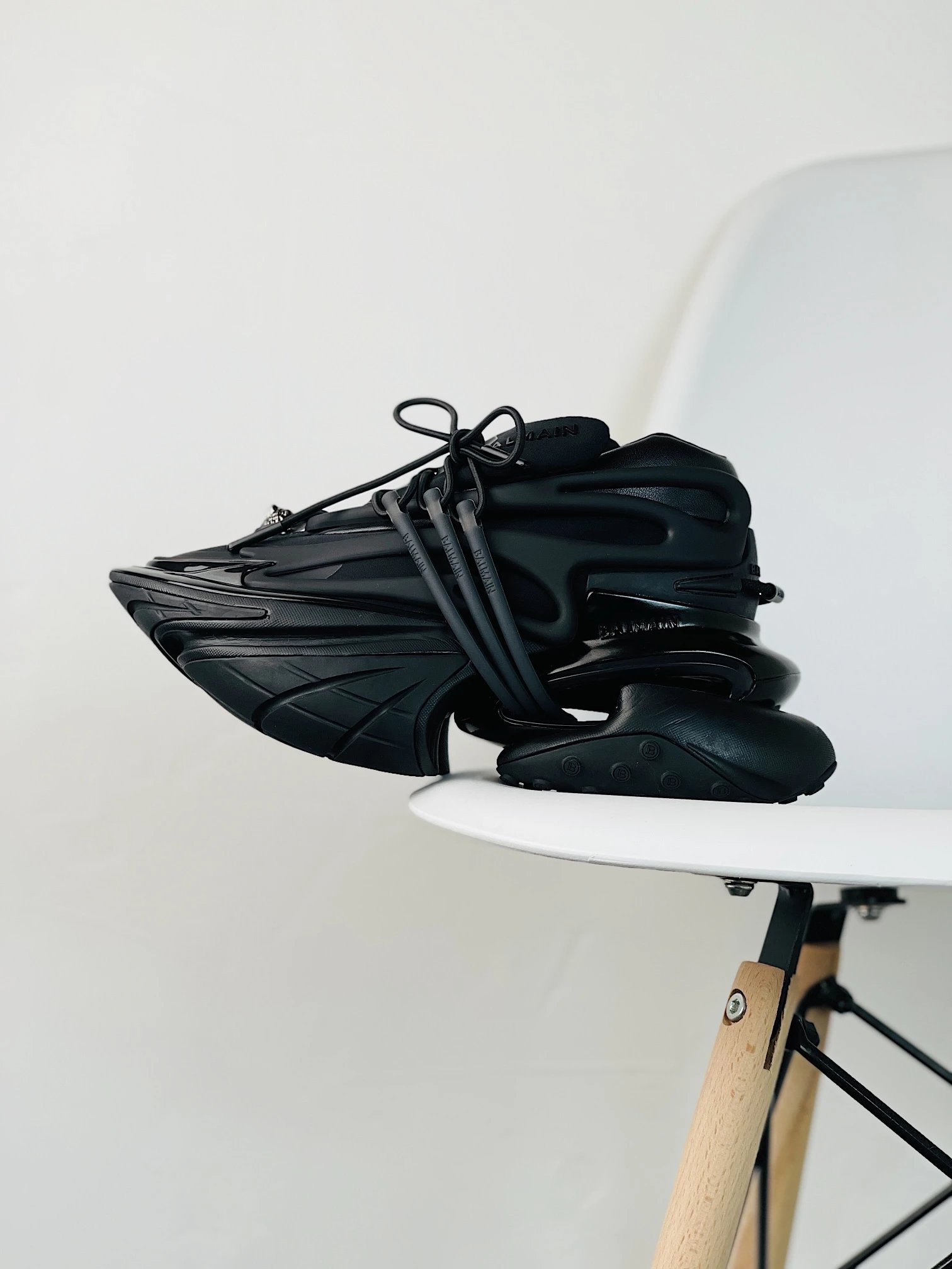 2022 Balmain Bullet Shoes Black Color