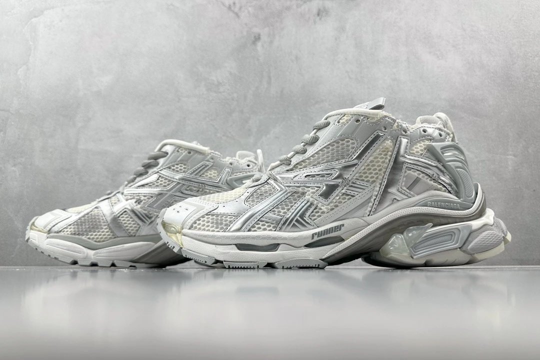 balenciaga runner silver shoes