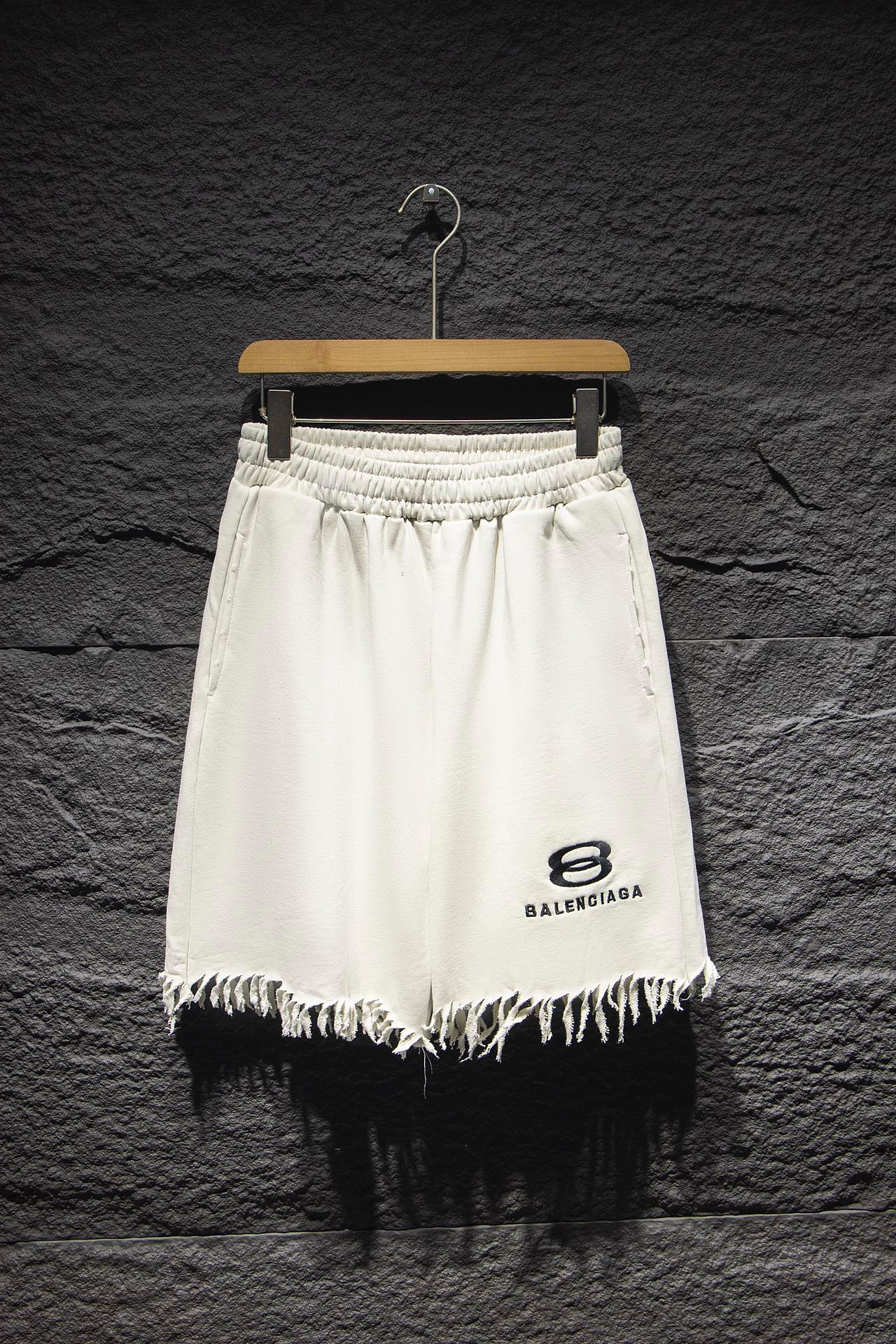 balenciaga embroidery black and white shorts