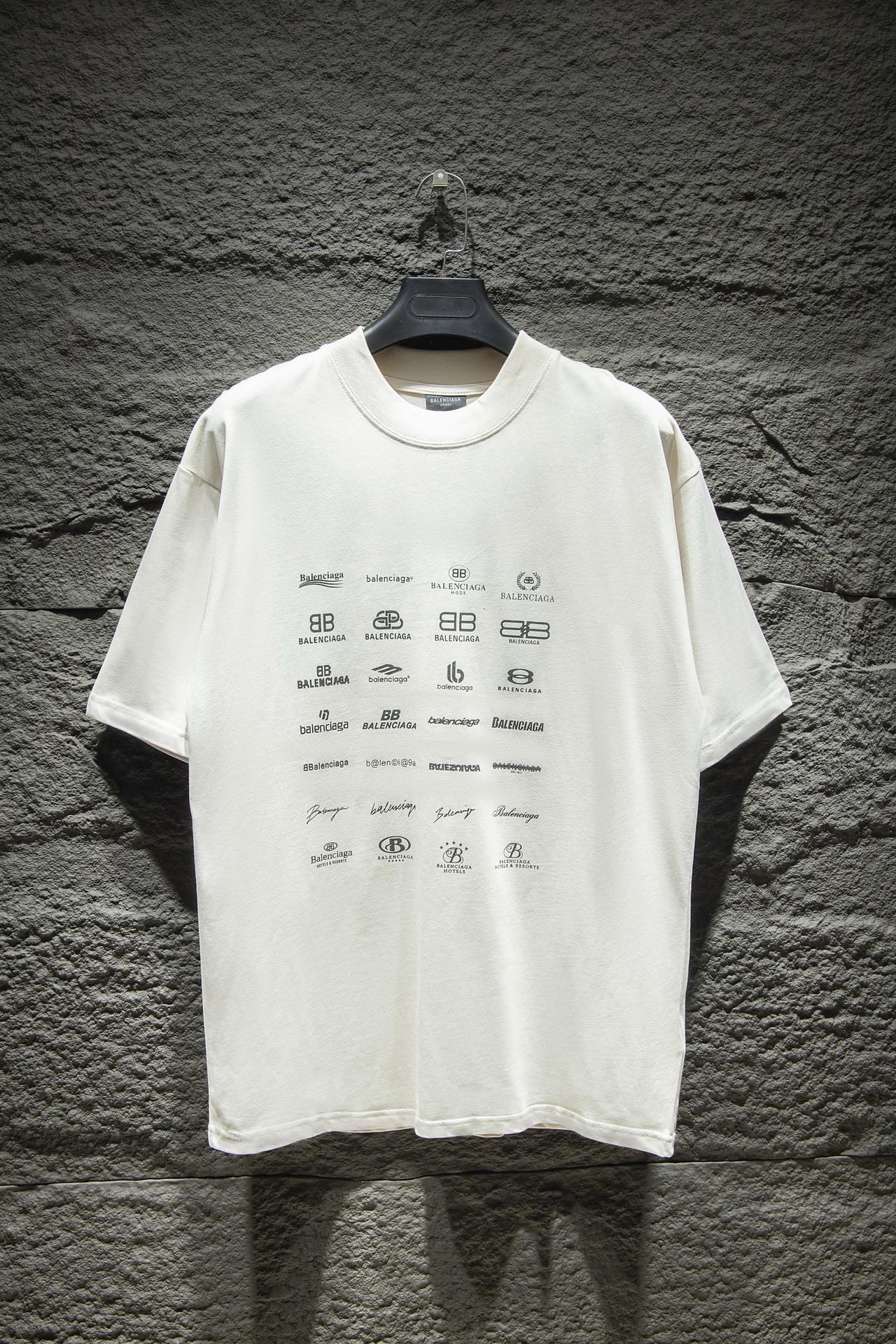 balenciaga logo design white tee