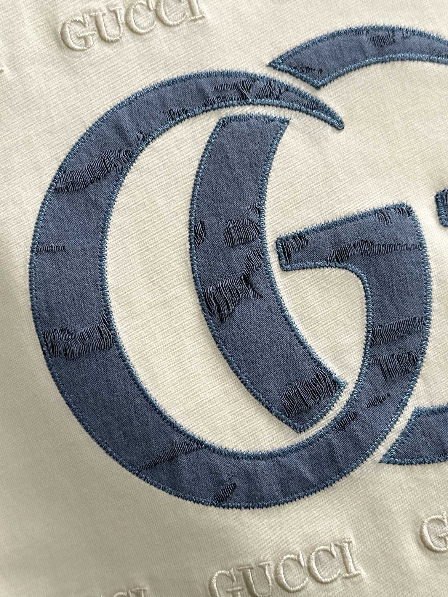 gucci blue logo tee