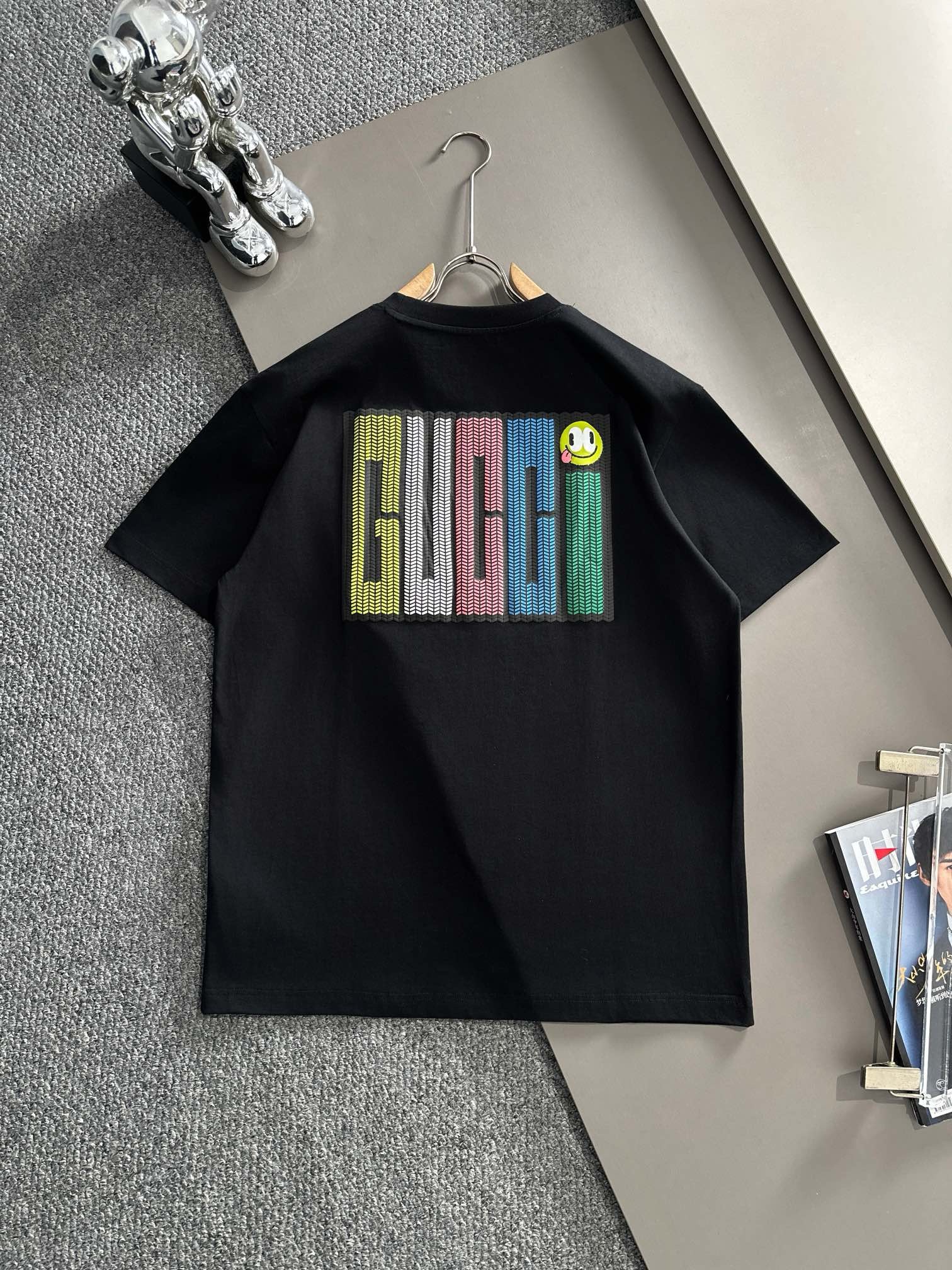 gucci classic checkered patchwork cream and black tee