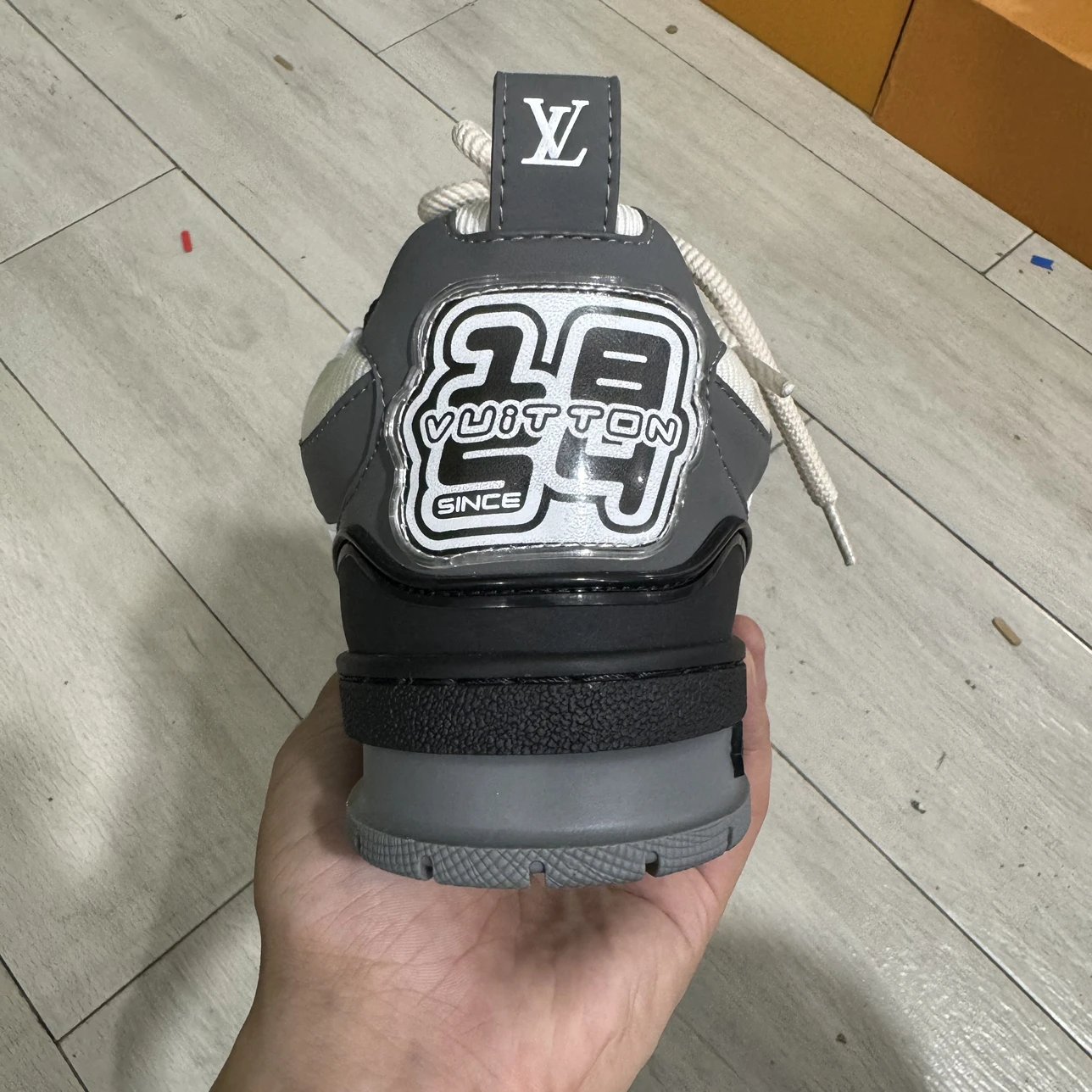LV Skate Dark Grey Sneaker( oversized recommend one size down)