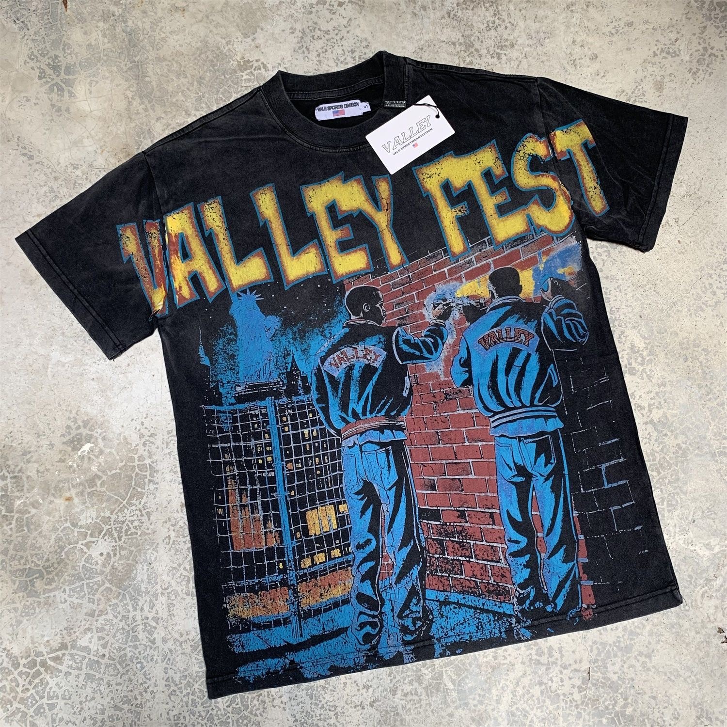 Vale Forever Graffiti on The Wall Tee Washed Black
