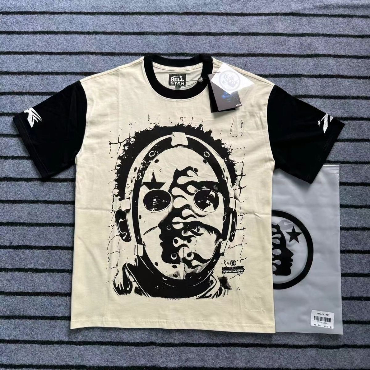 Hellstar black and cream tee