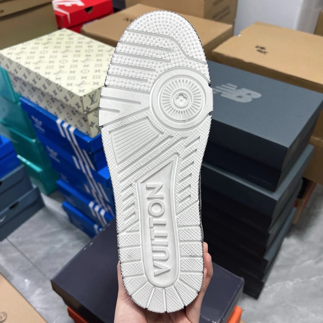 LV Trainer Faded Black Color Alligator Hide