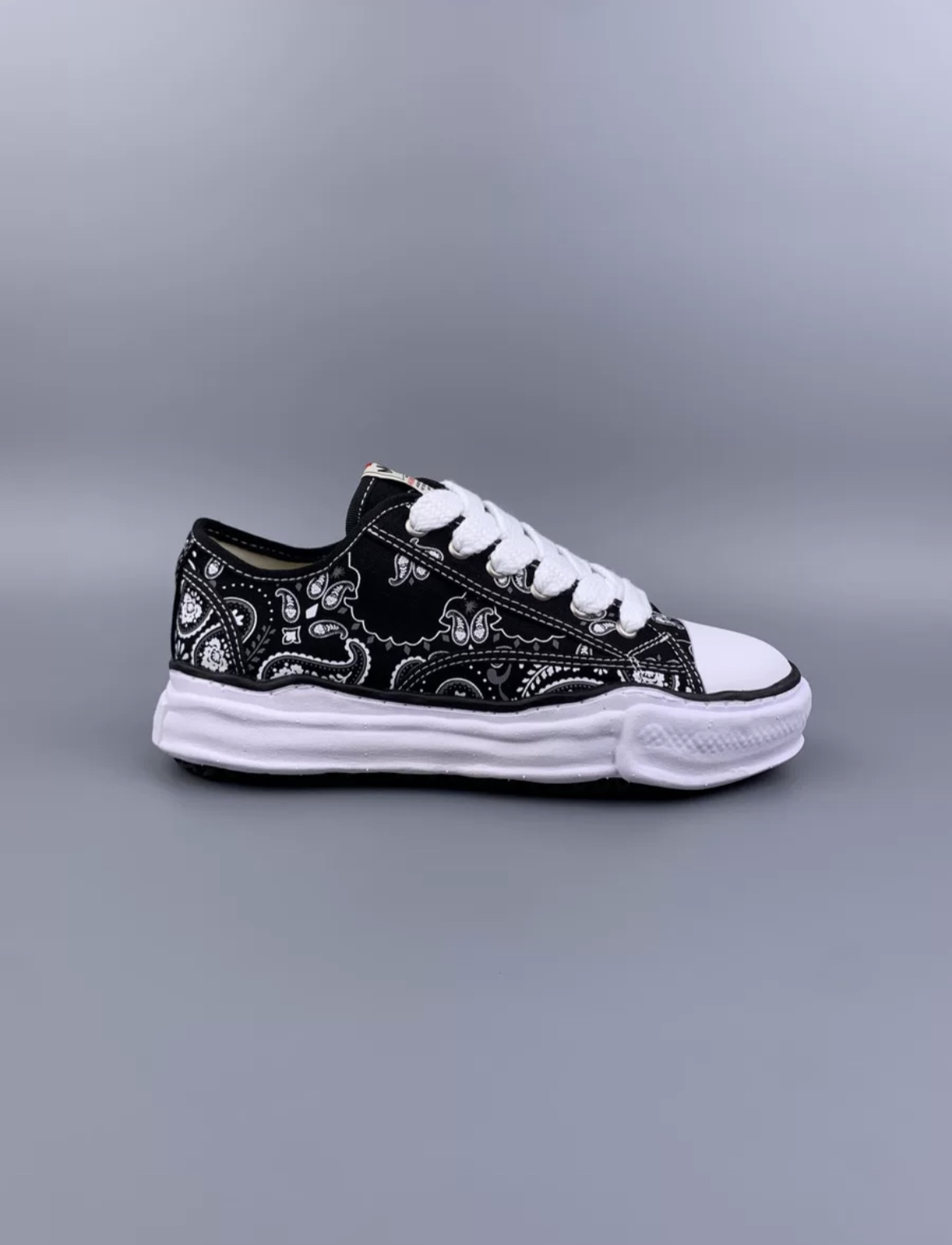 MMY Sneaker Bandana Color Black