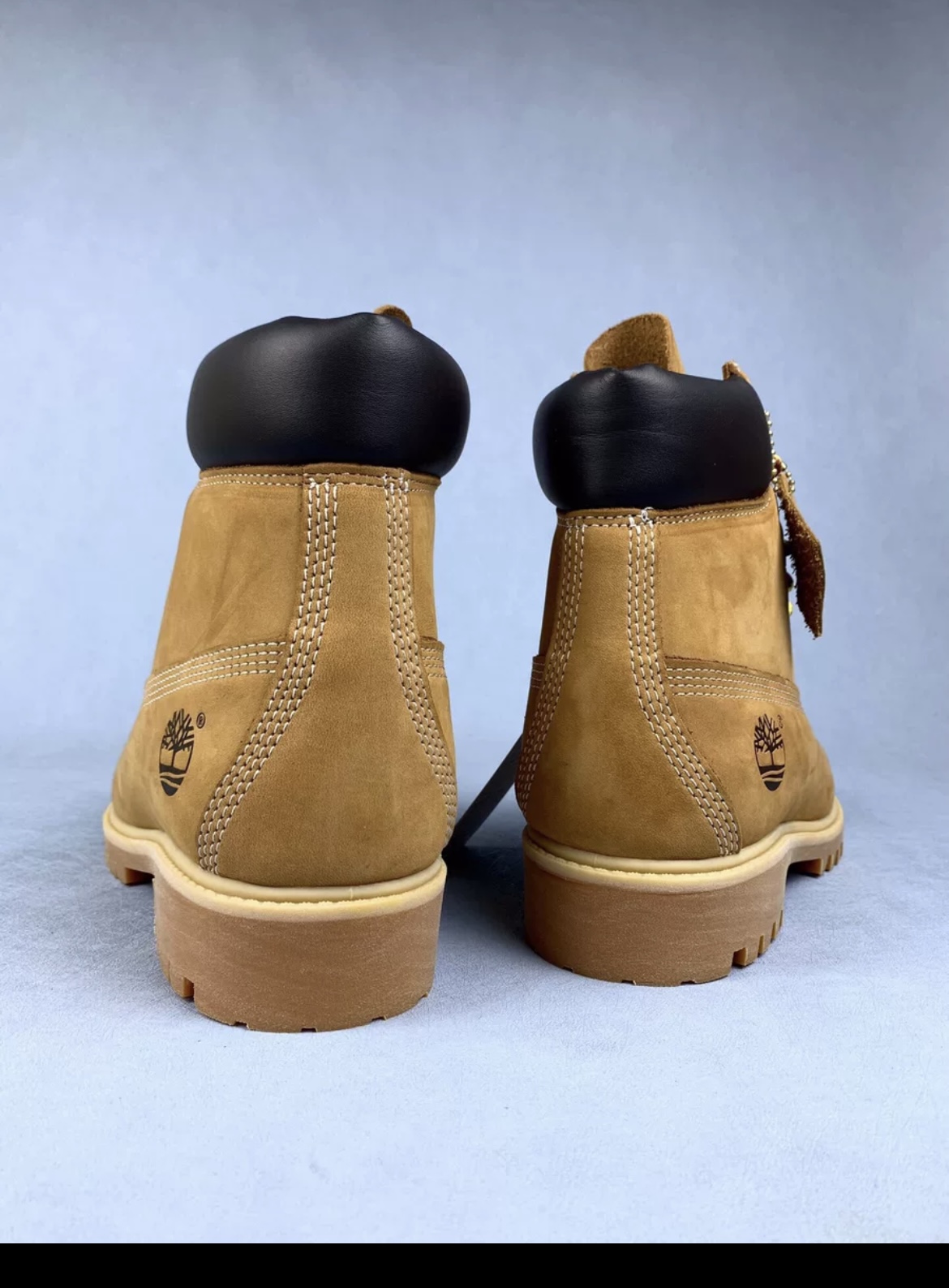 Timberland Classic Boot Brown Color