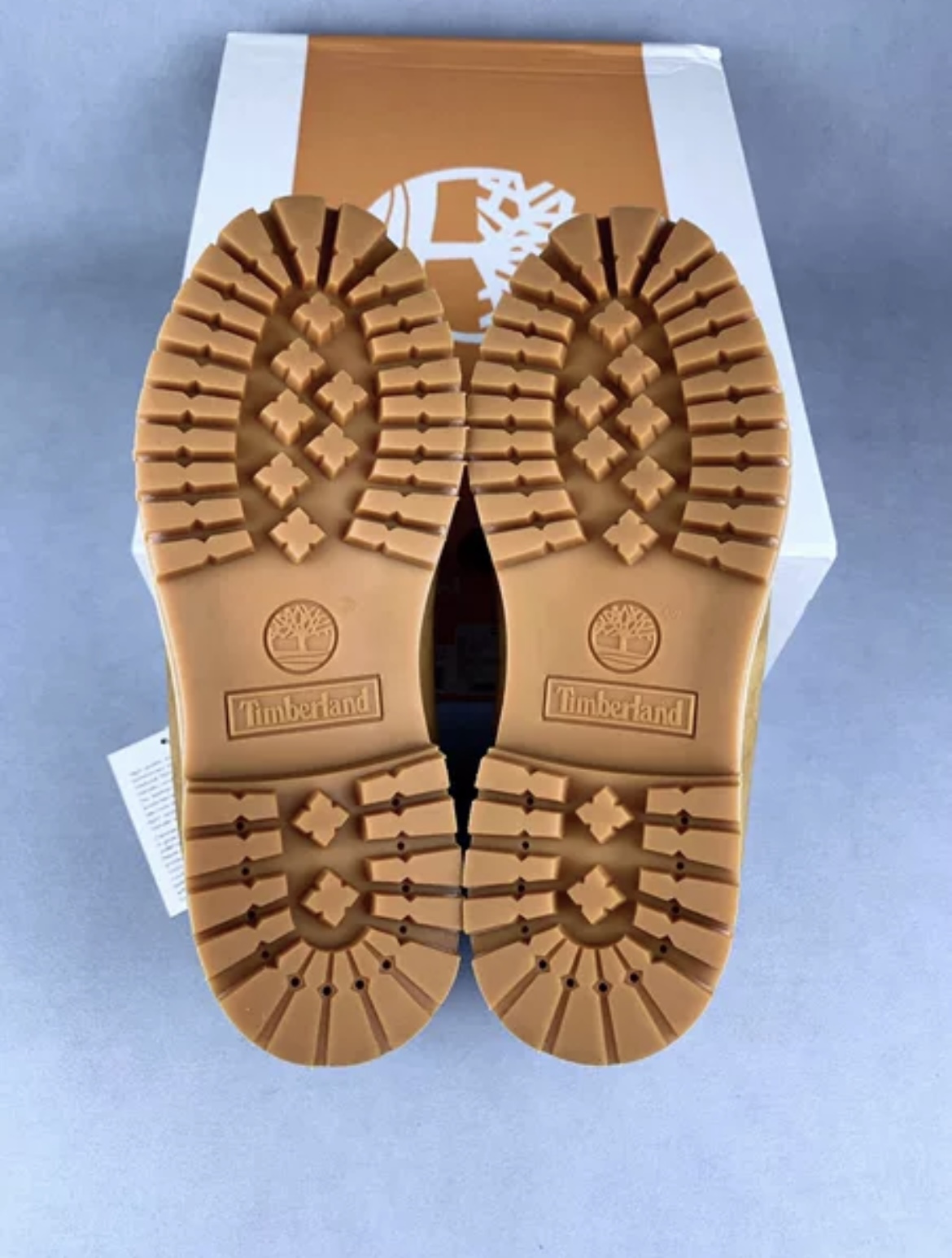 Timberland Classic Boot Brown Color