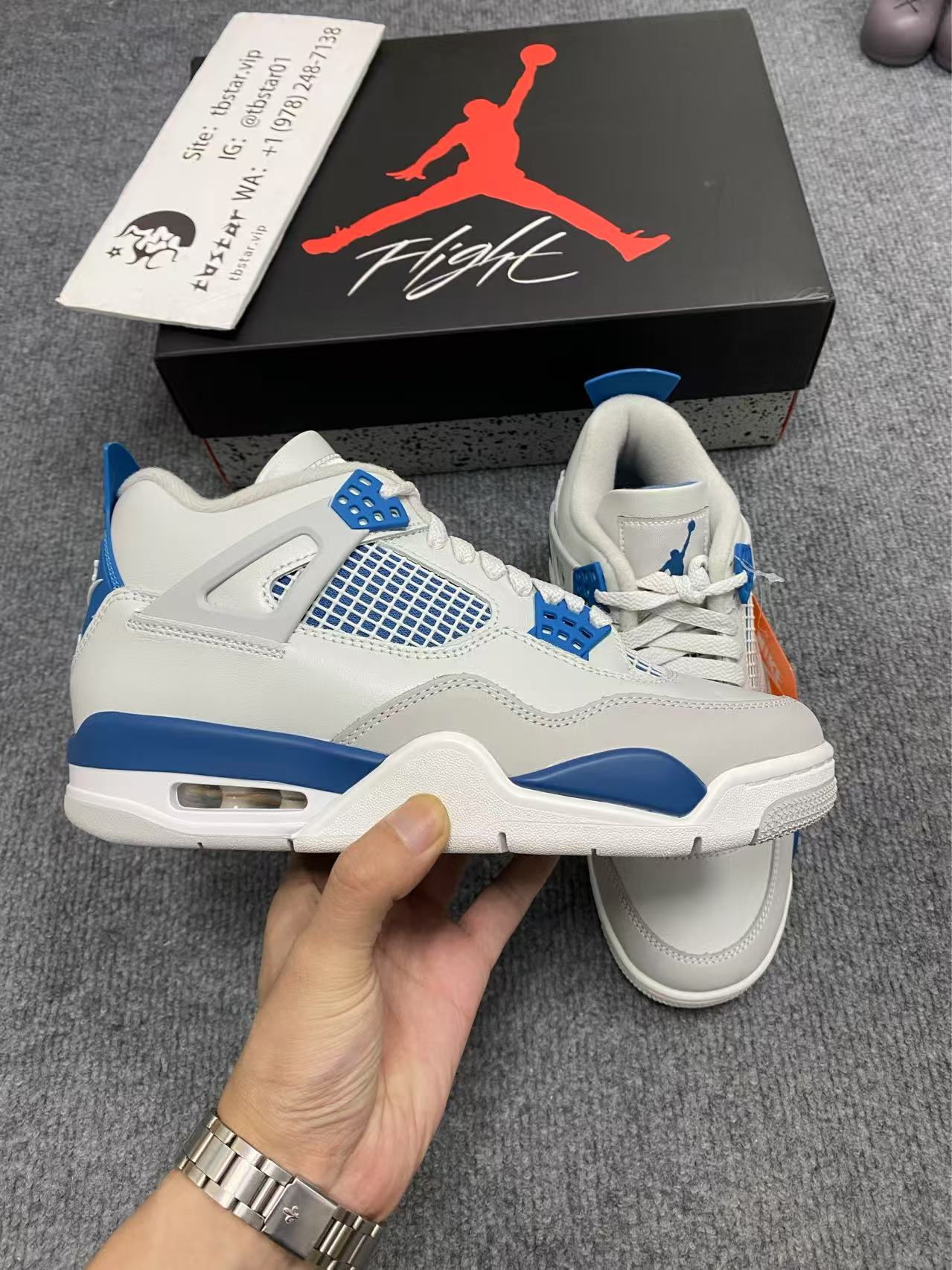 Air Jordan 4 Military Blue
