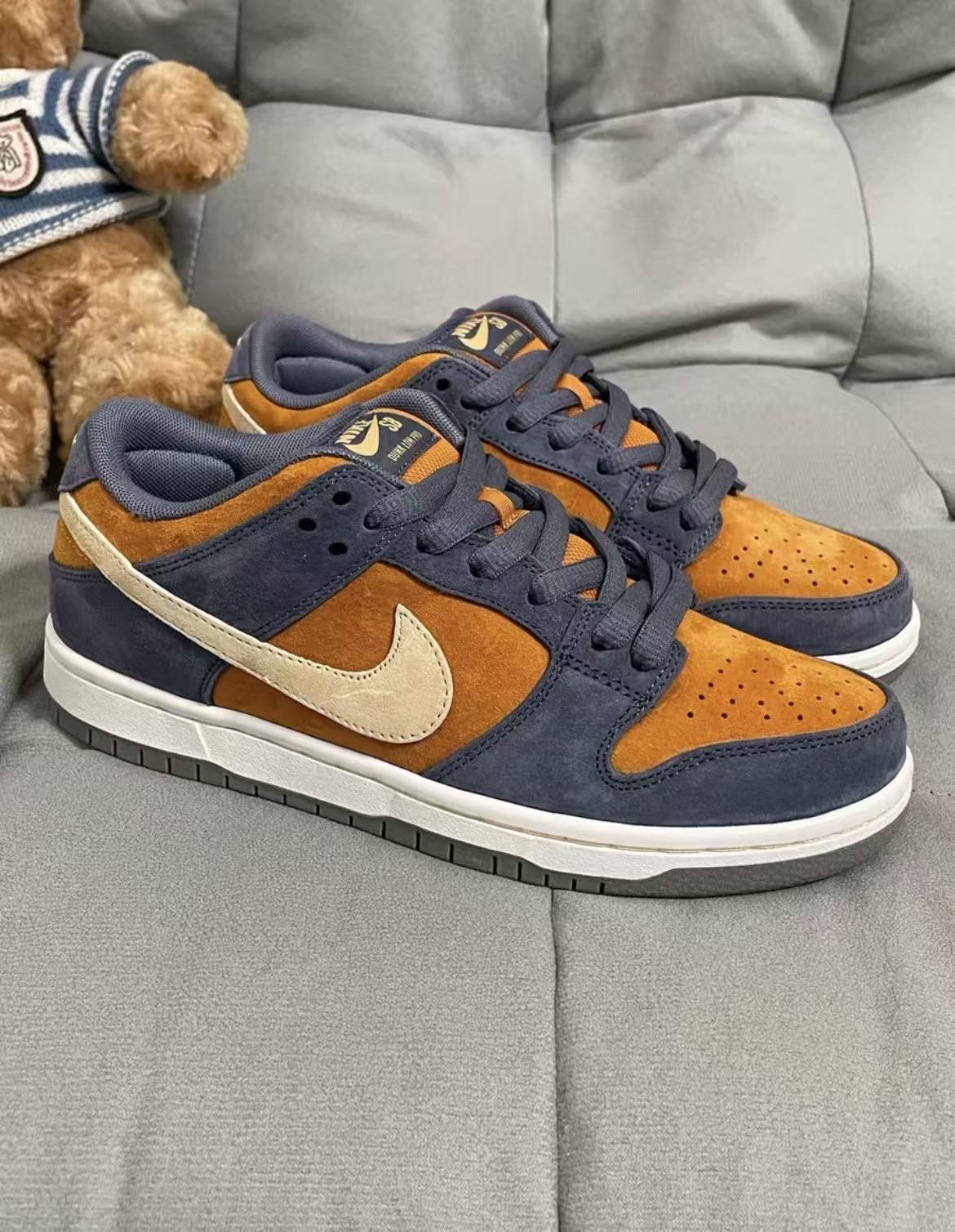 Nike Dunk SB LOW"LightCarbon"